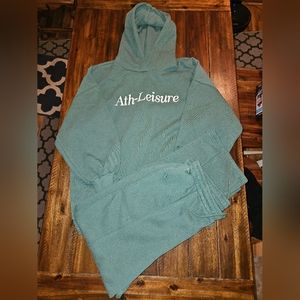 Boohoo athleisure set. Size 14 never worn